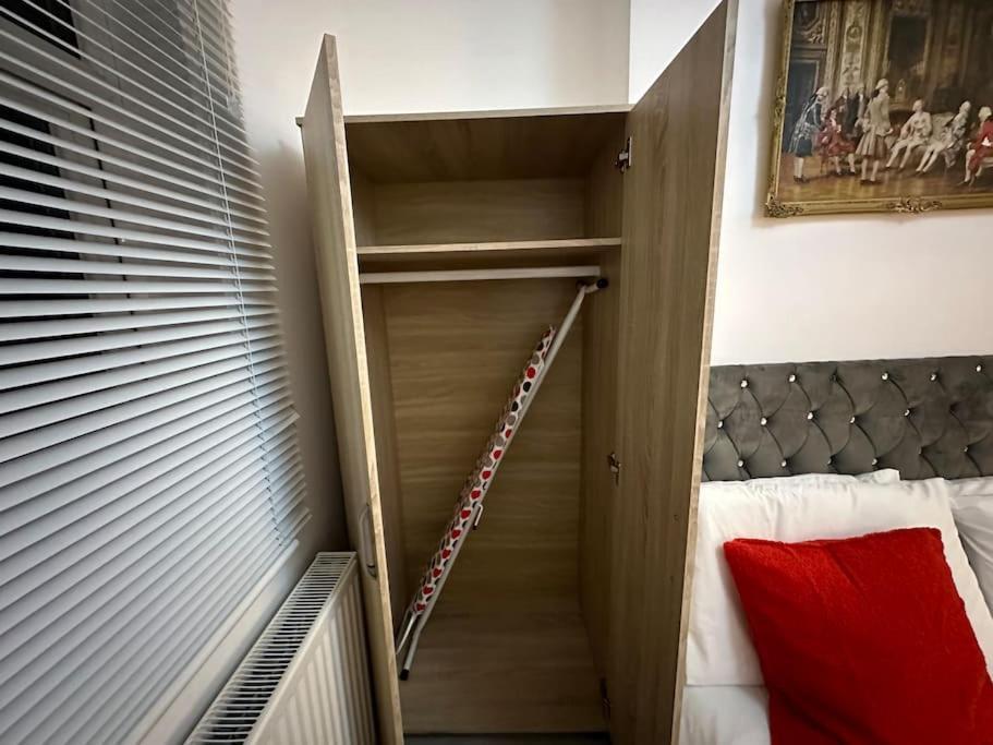 Parkside Stay North London - Victoria Line エクステリア 写真